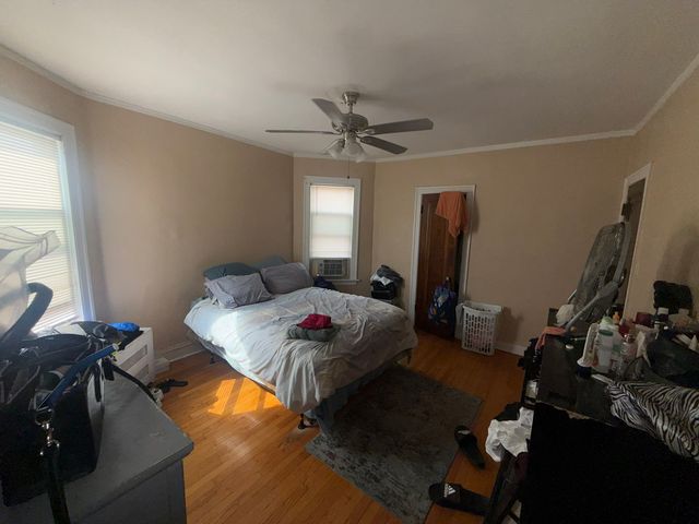 1637 N Sayre Avenue, Chicago, IL 60707
