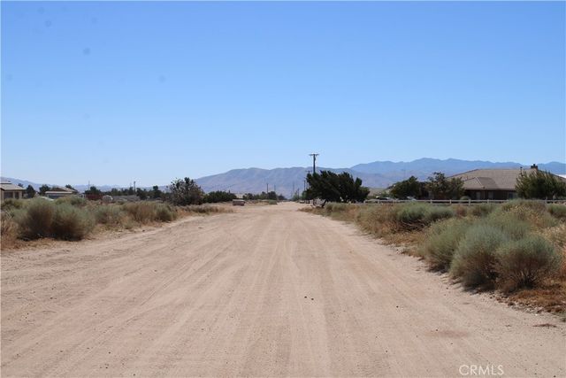 13464 Fir, Oak Hills, CA 92344