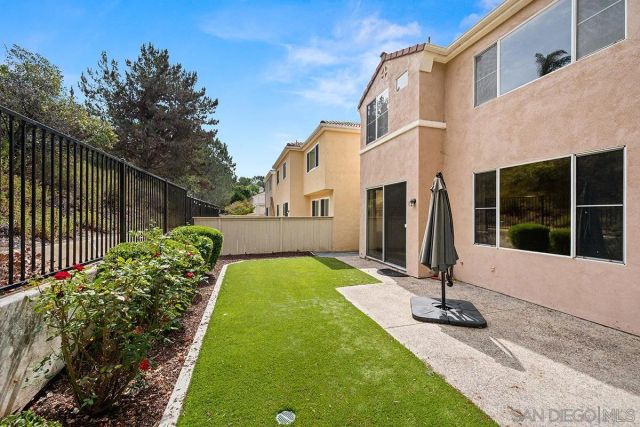 11237 Carmel Creek Rd 5, San Diego, CA 92130