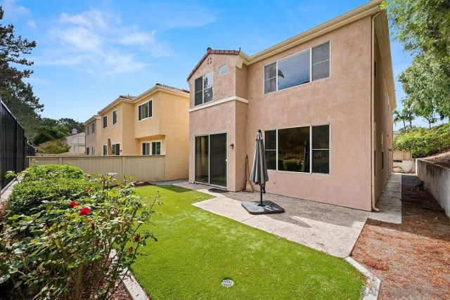 11237 Carmel Creek Rd 5, San Diego, CA 92130
