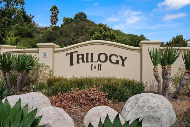 11237 Carmel Creek Rd 5, San Diego, CA 92130