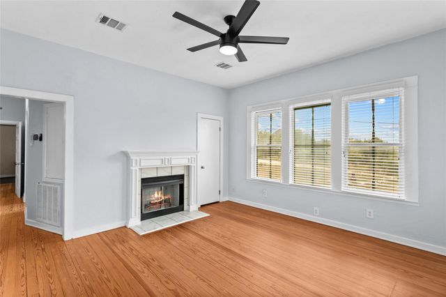 450 and 500 Springlake DR, Dripping Springs, TX 78620