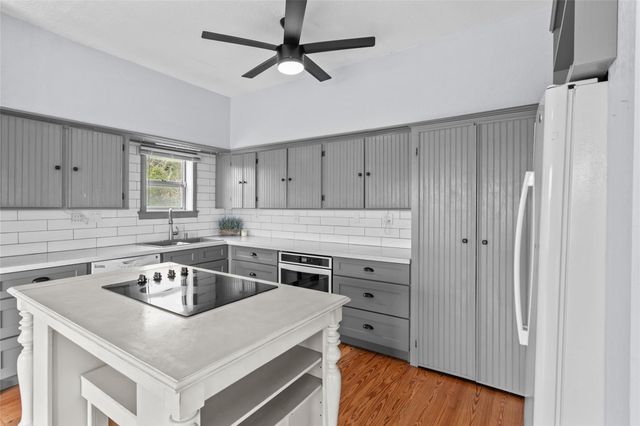 450 and 500 Springlake DR, Dripping Springs, TX 78620