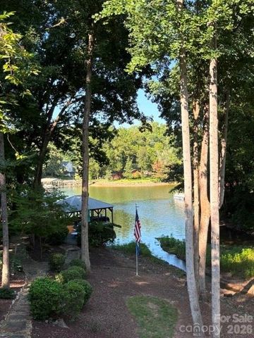 291 Patternote Road, Mooresville, NC 28117