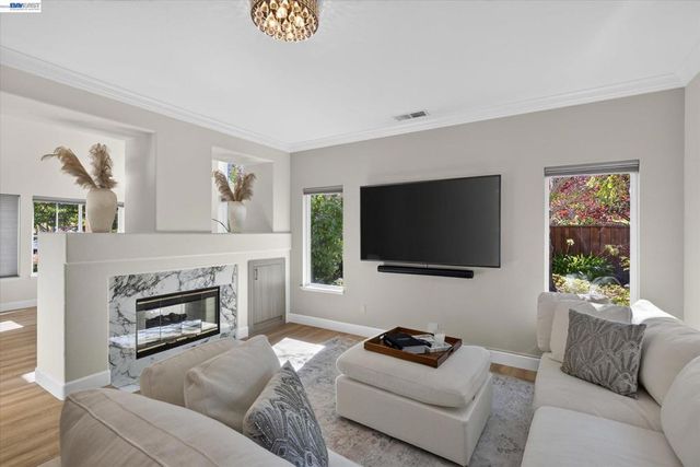 142 Blackstone Dr, Danville, CA 94506
