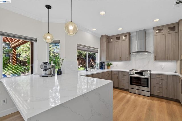 142 Blackstone Dr, Danville, CA 94506