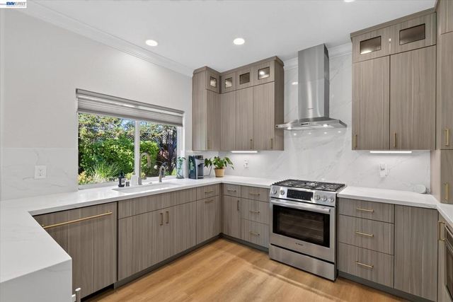 142 Blackstone Dr, Danville, CA 94506