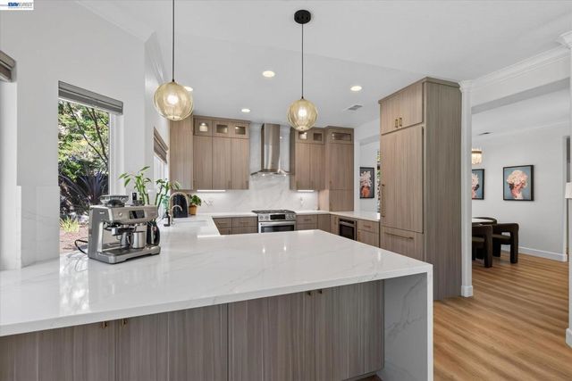 142 Blackstone Dr, Danville, CA 94506