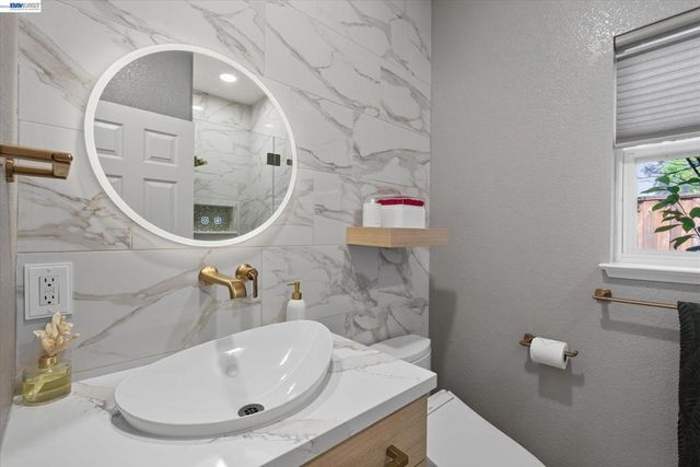 142 Blackstone Dr, Danville, CA 94506