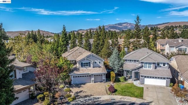 142 Blackstone Dr, Danville, CA 94506