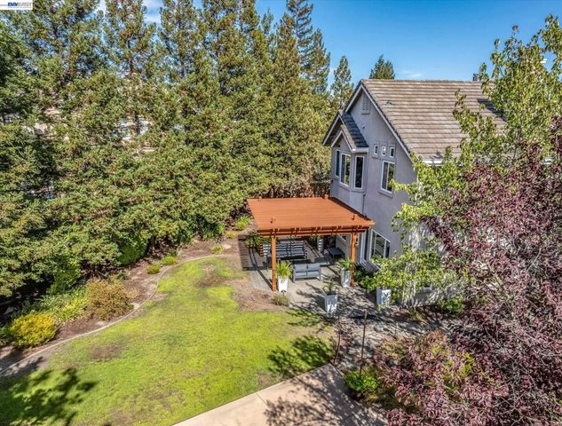 142 Blackstone Dr, Danville, CA 94506