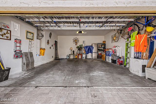 2348 N 84TH Drive, Phoenix, AZ 85037