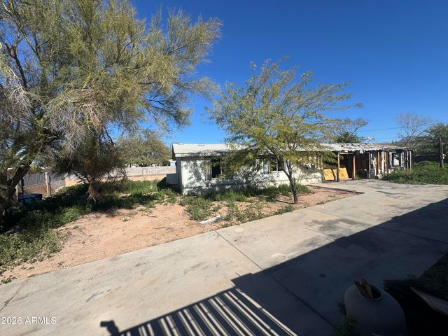 847 S WARNER Drive, Apache Junction, AZ 85120