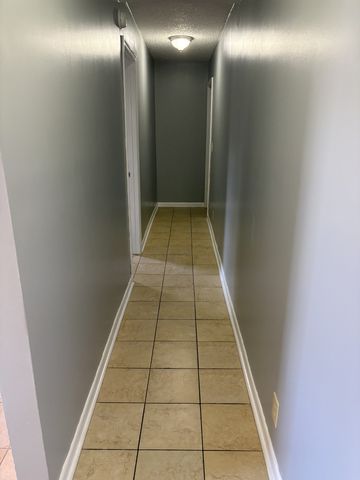 809 Brickmont Ct, Nashville, TN 37207