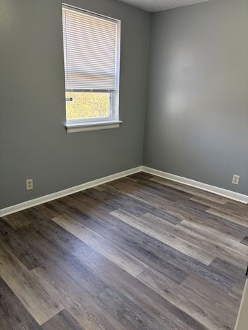 809 Brickmont Ct, Nashville, TN 37207