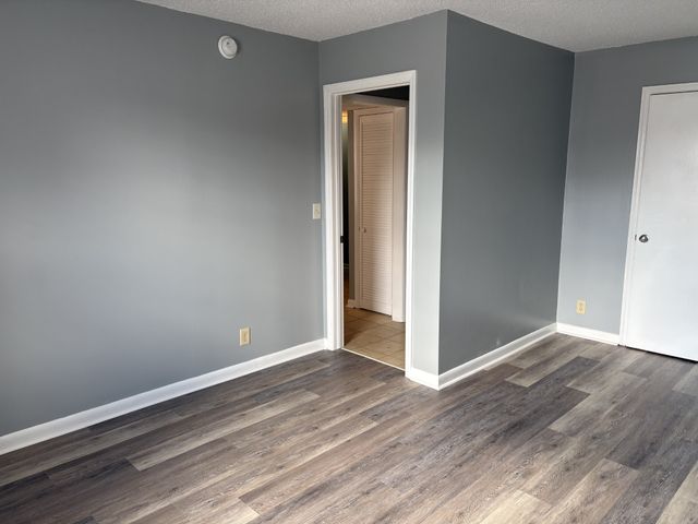 809 Brickmont Ct, Nashville, TN 37207