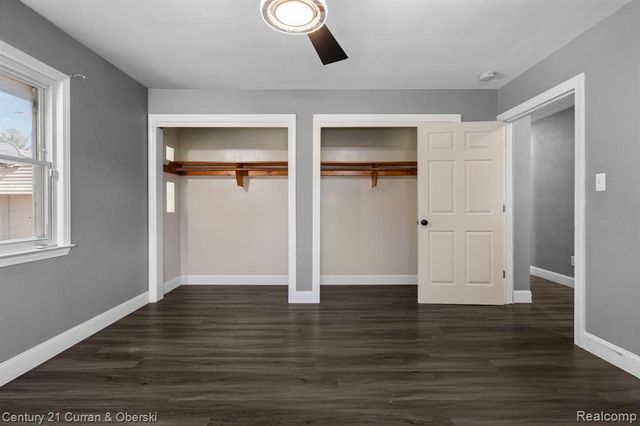 26980 James Avenue, Flat Rock, MI 48134