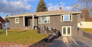 26980 James Avenue, Flat Rock, MI 48134