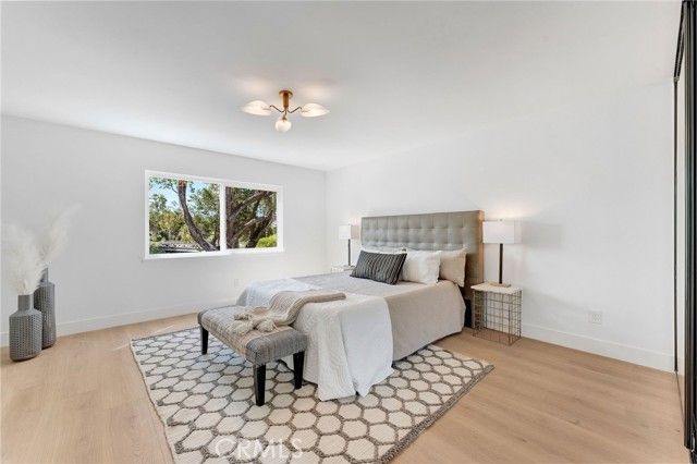 22592 Brookdale, Lake Forest (el Toro), CA 92630