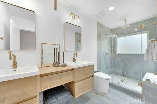 22592 Brookdale, Lake Forest (el Toro), CA 92630