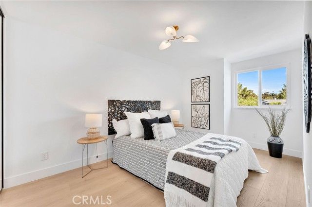 22592 Brookdale, Lake Forest (el Toro), CA 92630