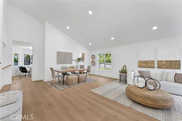 22592 Brookdale, Lake Forest (el Toro), CA 92630