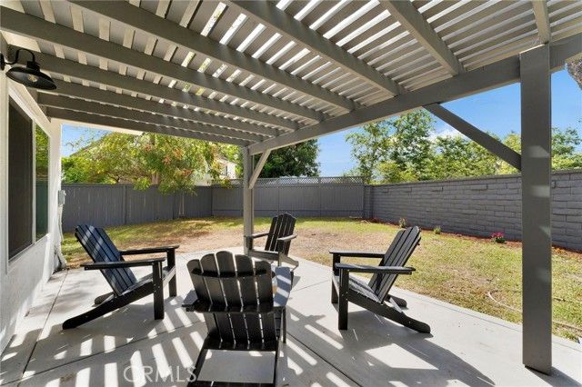 22592 Brookdale, Lake Forest (el Toro), CA 92630