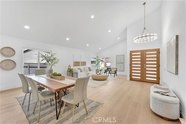 22592 Brookdale, Lake Forest (el Toro), CA 92630