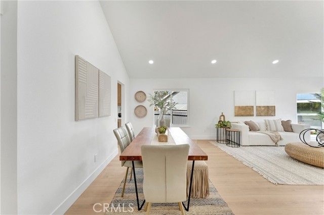 22592 Brookdale, Lake Forest (el Toro), CA 92630