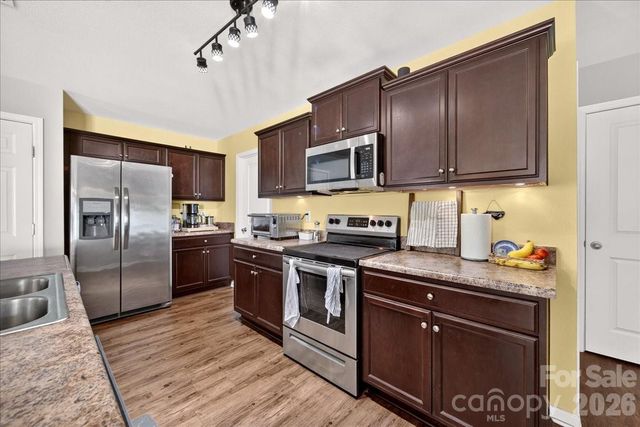 4033 Long Arrow Drive, Concord, NC 28025