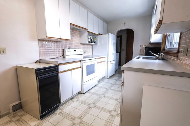 262 S Quentin Road, Newark, OH 43055