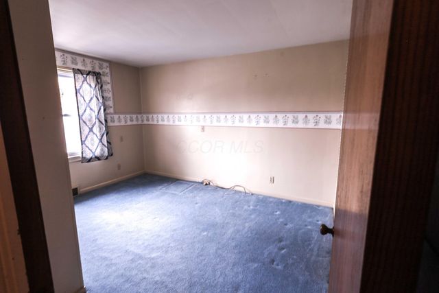 262 S Quentin Road, Newark, OH 43055