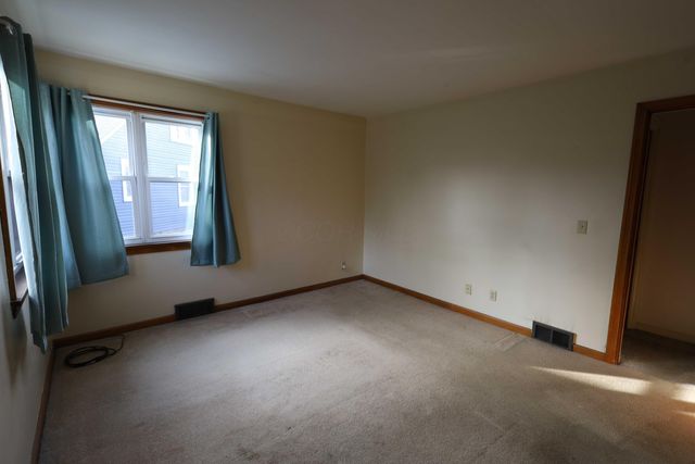 262 S Quentin Road, Newark, OH 43055