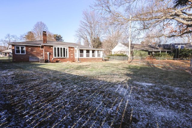 262 S Quentin Road, Newark, OH 43055