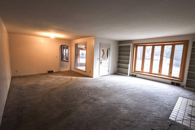 262 S Quentin Road, Newark, OH 43055