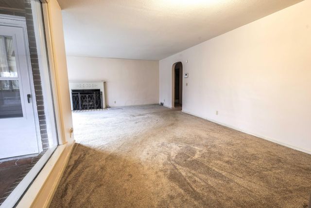 262 S Quentin Road, Newark, OH 43055