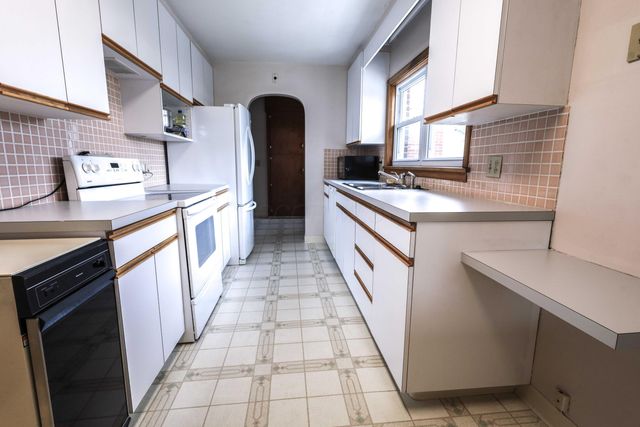 262 S Quentin Road, Newark, OH 43055