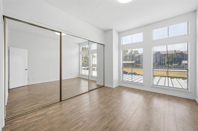 3410 W Country Club Drive 293, Irving, TX 75035