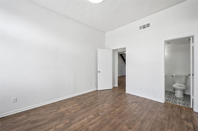 3410 W Country Club Drive 293, Irving, TX 75035