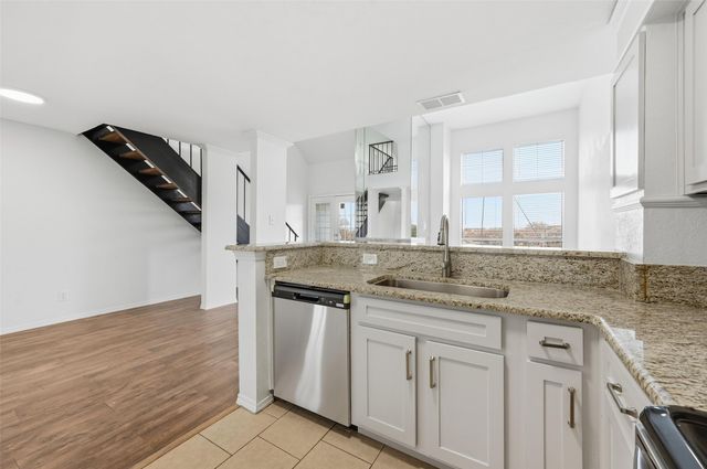 3410 W Country Club Drive 293, Irving, TX 75035