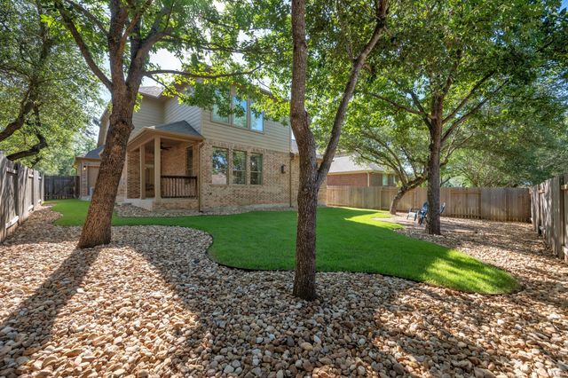 8620 Alophia DR, Austin, TX 78739