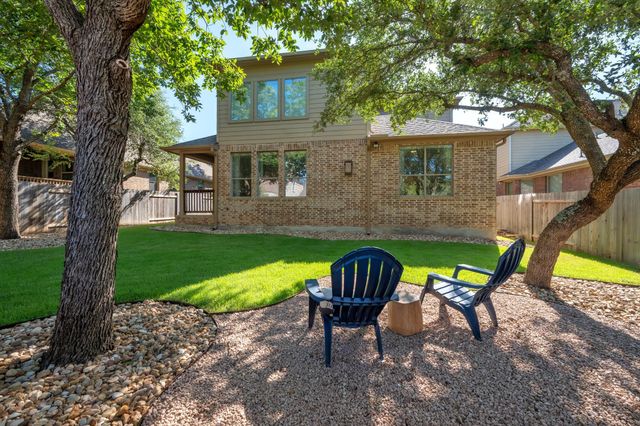 8620 Alophia DR, Austin, TX 78739