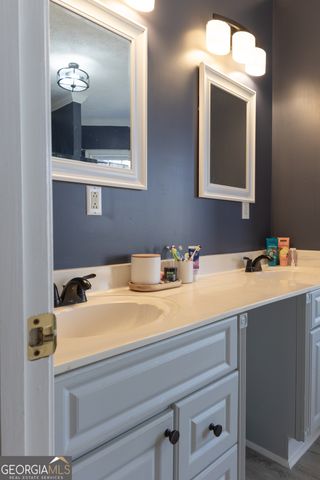 652 Frank Black Road, Cleveland, GA 30528