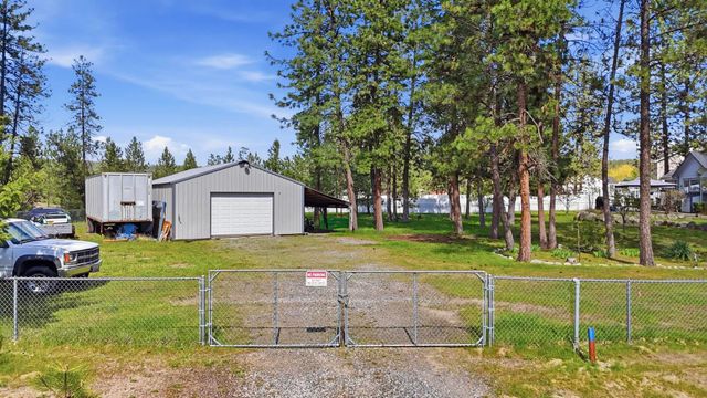 6261 Jenna Dr, Nine Mile Falls, WA 99026