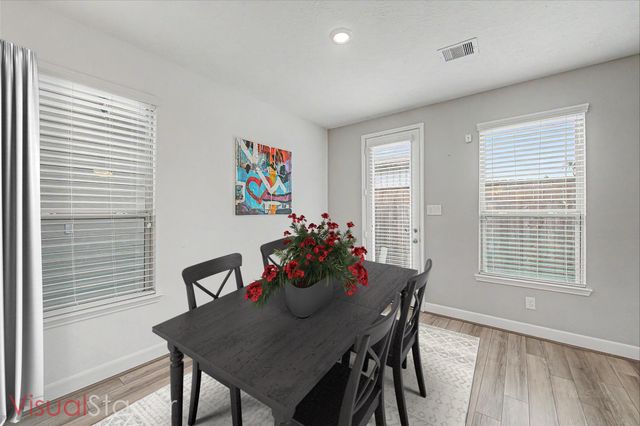 2102 Red Cedar Ridge Way, Houston, TX 77080