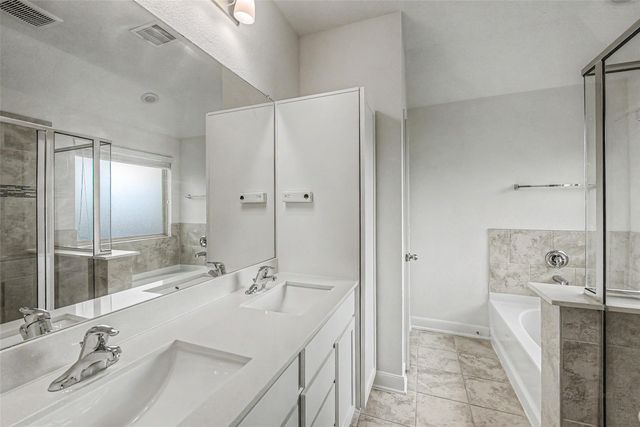 2102 Red Cedar Ridge Way, Houston, TX 77080