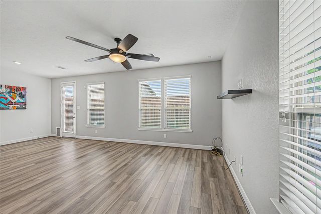 2102 Red Cedar Ridge Way, Houston, TX 77080