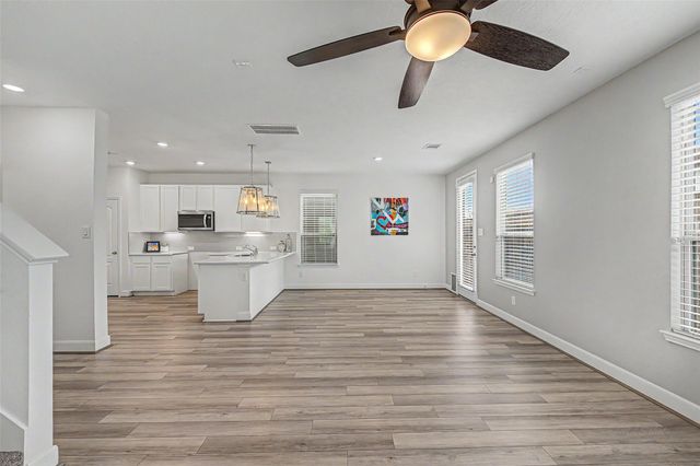 2102 Red Cedar Ridge Way, Houston, TX 77080