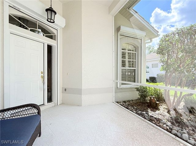 8744 Naples Heritage DR E28, Naples, FL 34112