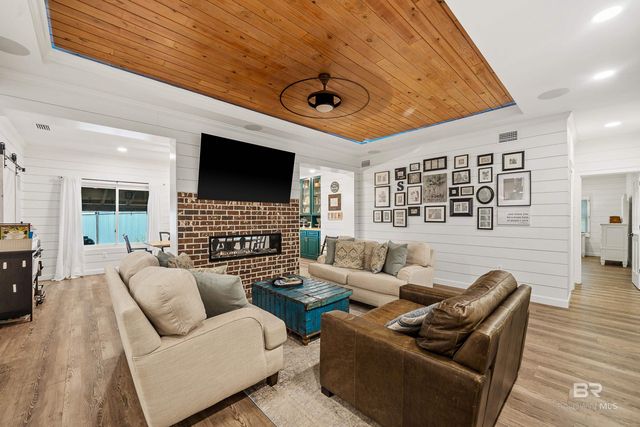 703 Jordan Lane, Daphne, AL 36526